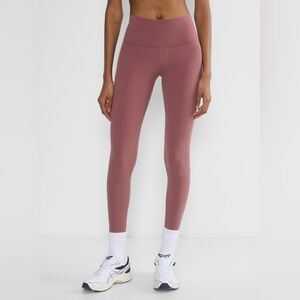 Aritzia TNA Action Opera Rose Legging Medium